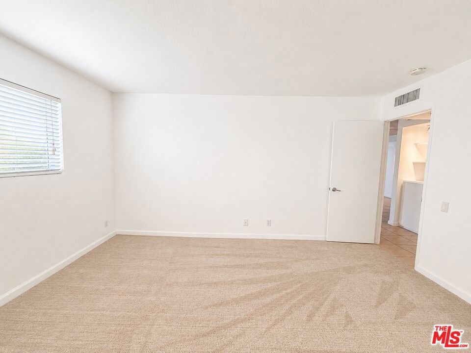 2170 S Palm Canyon Drive 28 Property Photo 37
