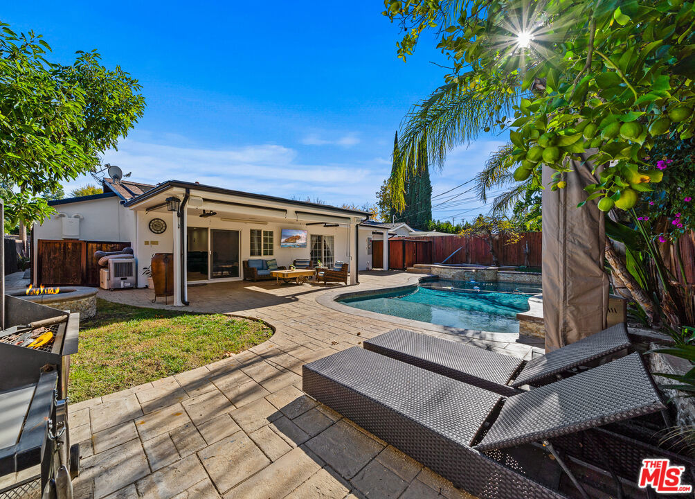 6159 Debs Avenue Property Photo 12