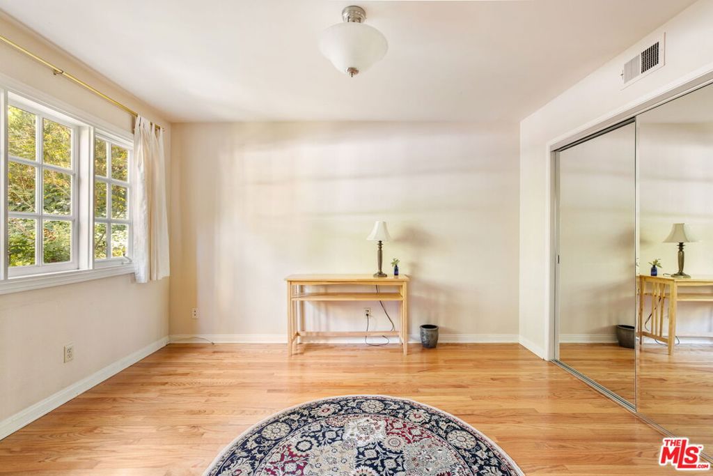 9778 Blantyre Drive Property Photo 42