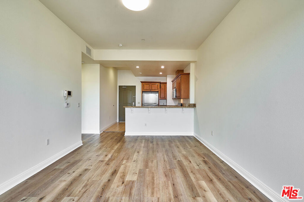 345 S Gramercy Place 304 Property Photo 19