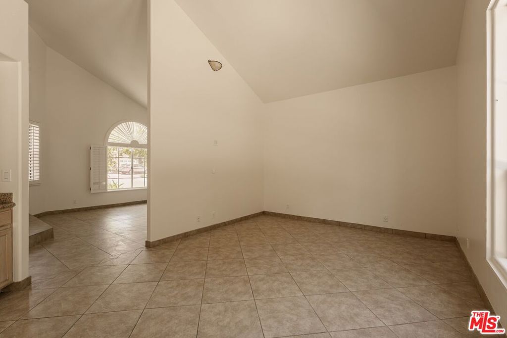 17323 San Jose Street Property Photo 7