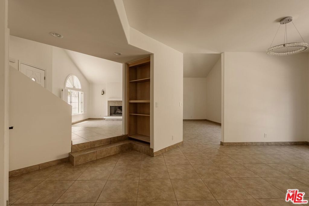 17323 San Jose Street Property Photo 11