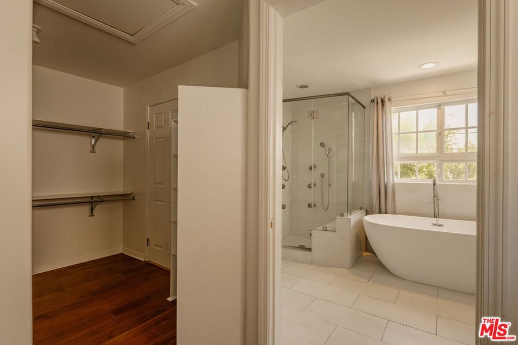 17323 San Jose Street Property Photo 16