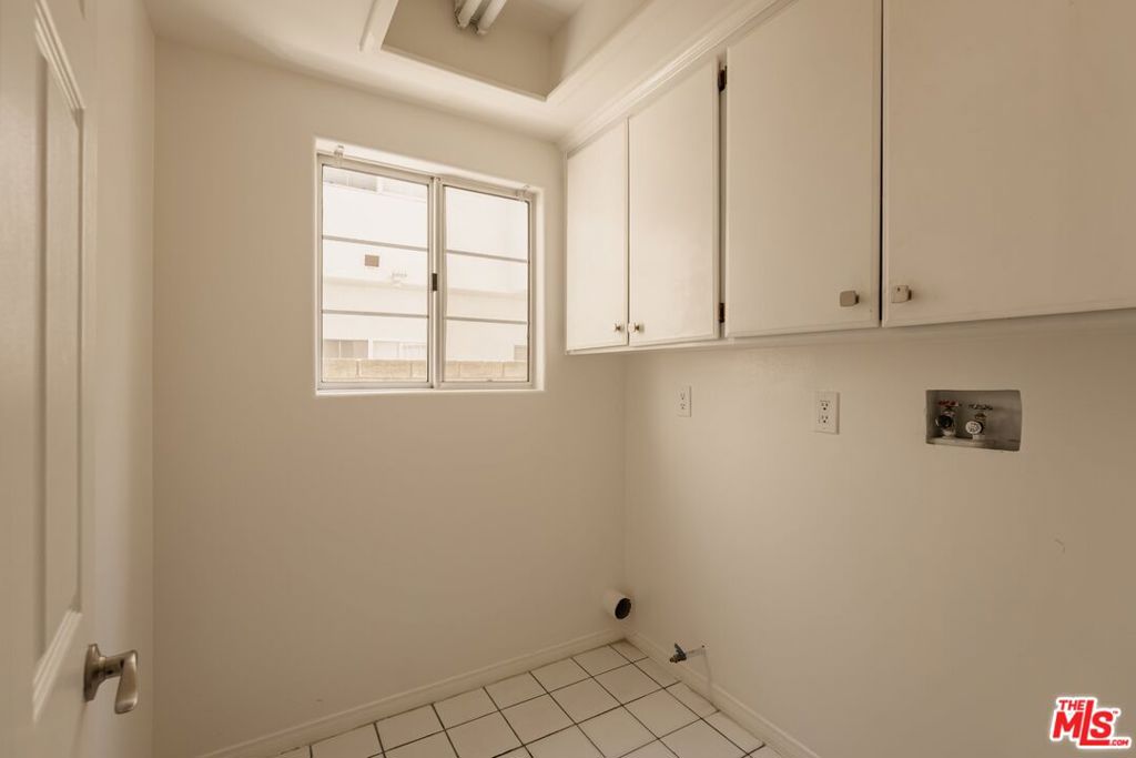 17323 San Jose Street Property Photo 25