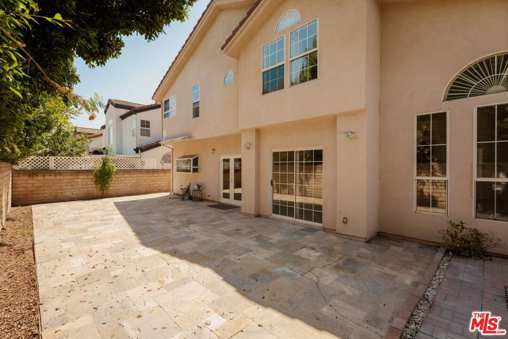 17323 San Jose Street Property Photo 26