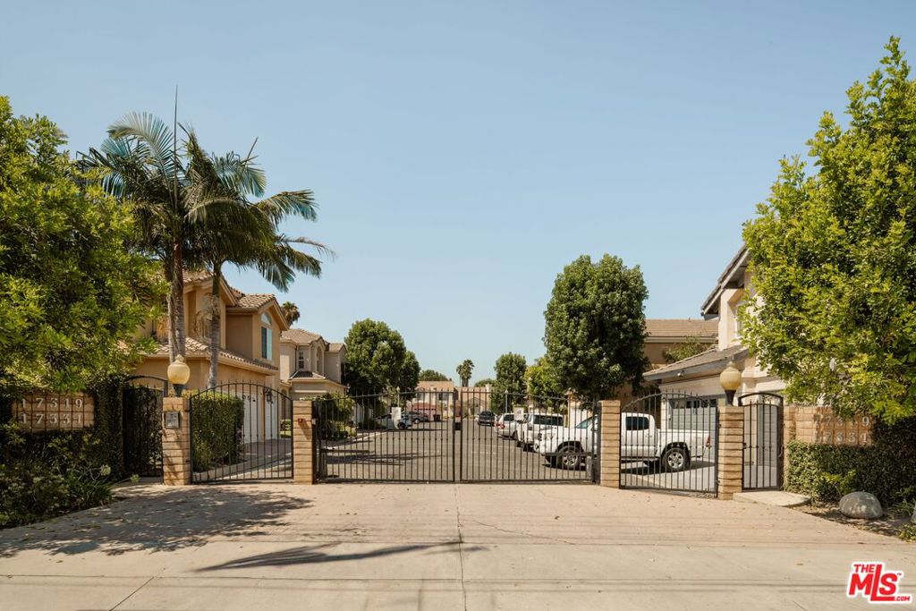 17323 San Jose Street Property Photo 29