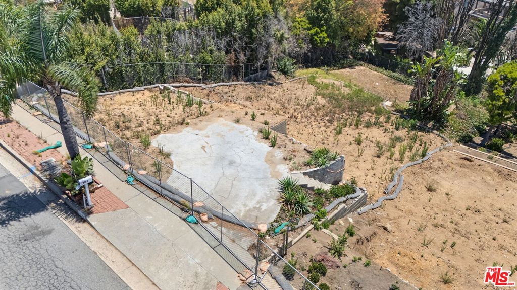 848 Las Lomas Avenue Property Photo 8