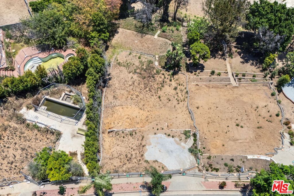 848 Las Lomas Avenue Property Photo 9