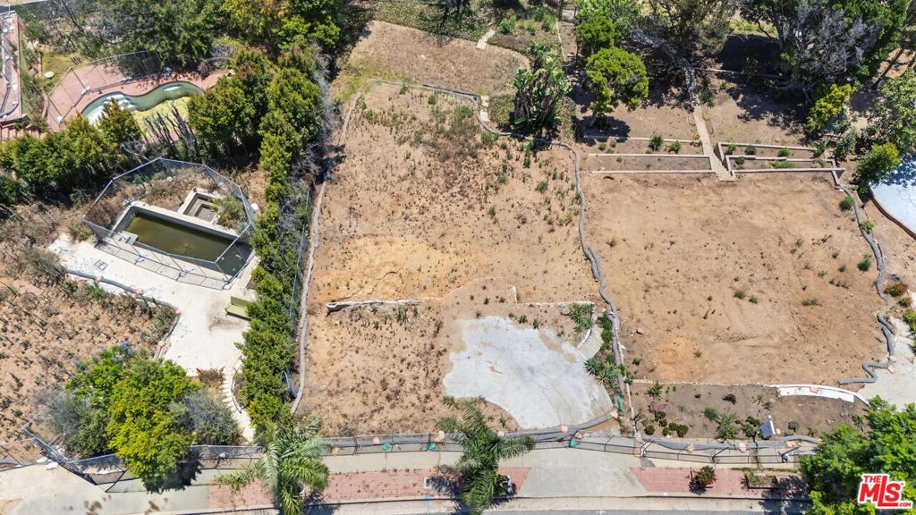 848 Las Lomas Avenue Property Photo 10