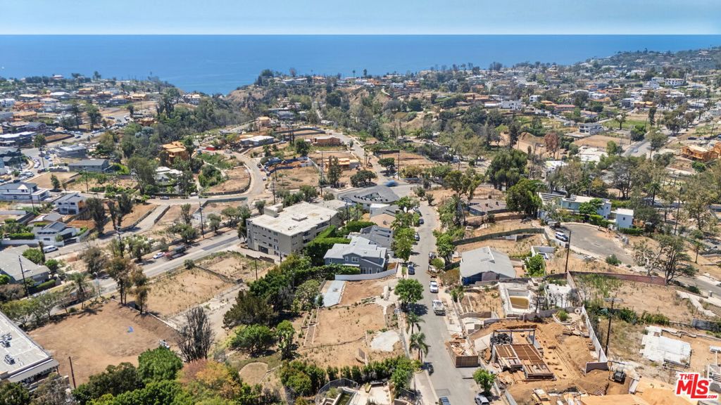 848 Las Lomas Avenue Property Photo 18