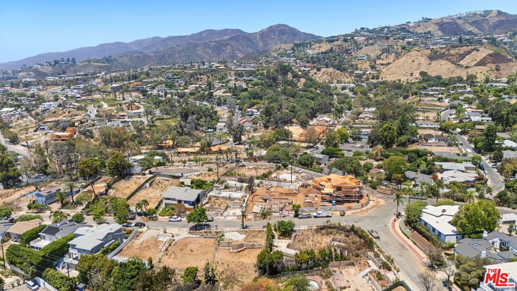 848 Las Lomas Avenue Property Photo 20