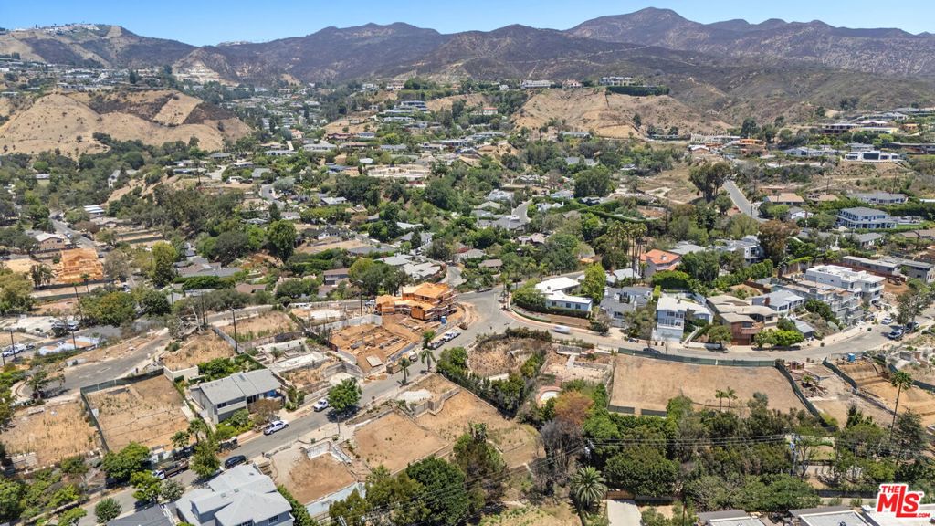 848 Las Lomas Avenue Property Photo 24
