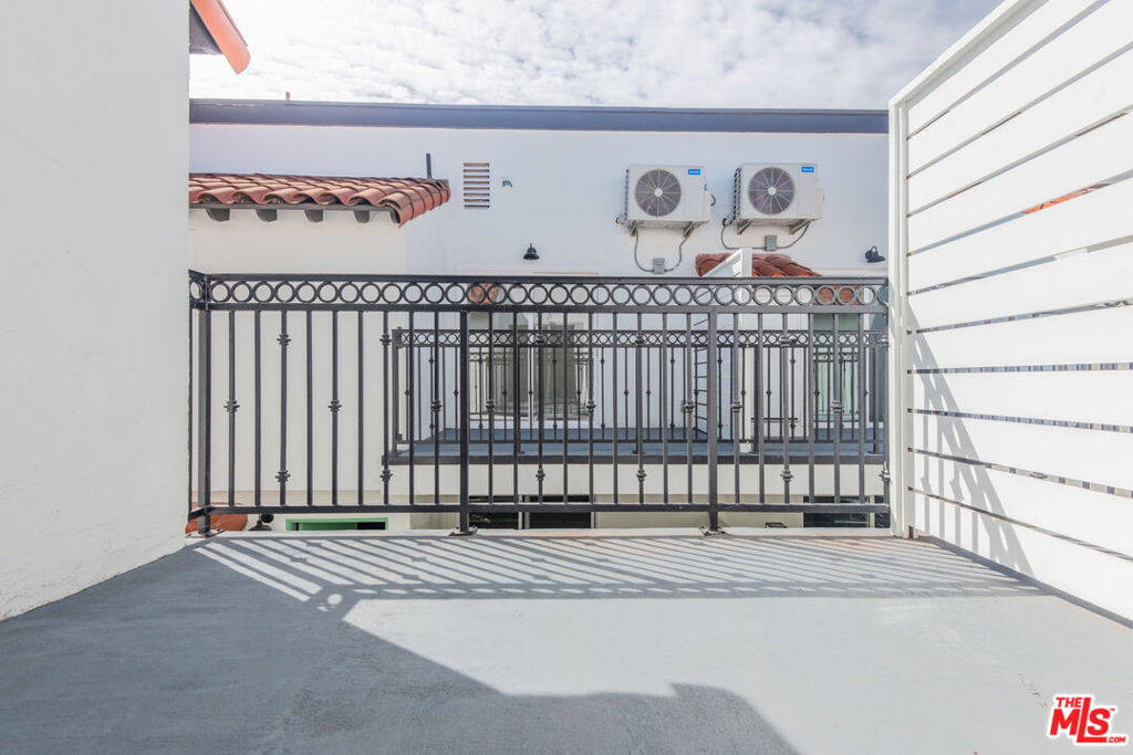 2757 Andreo 8 Property Photo 14