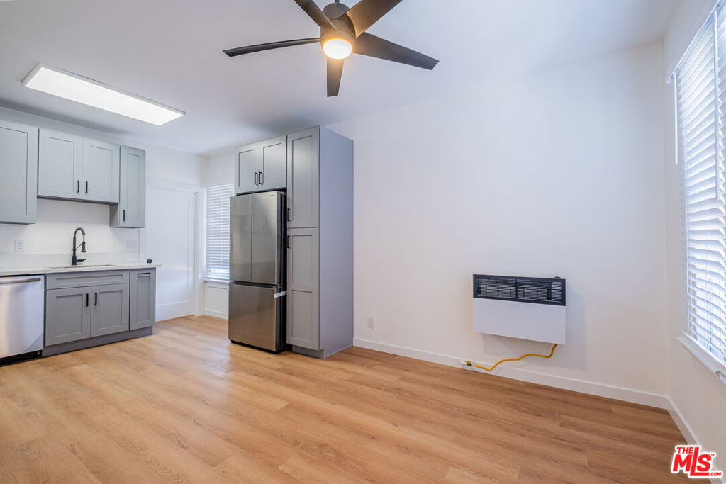 108 N Broadway 6 Property Photo 5