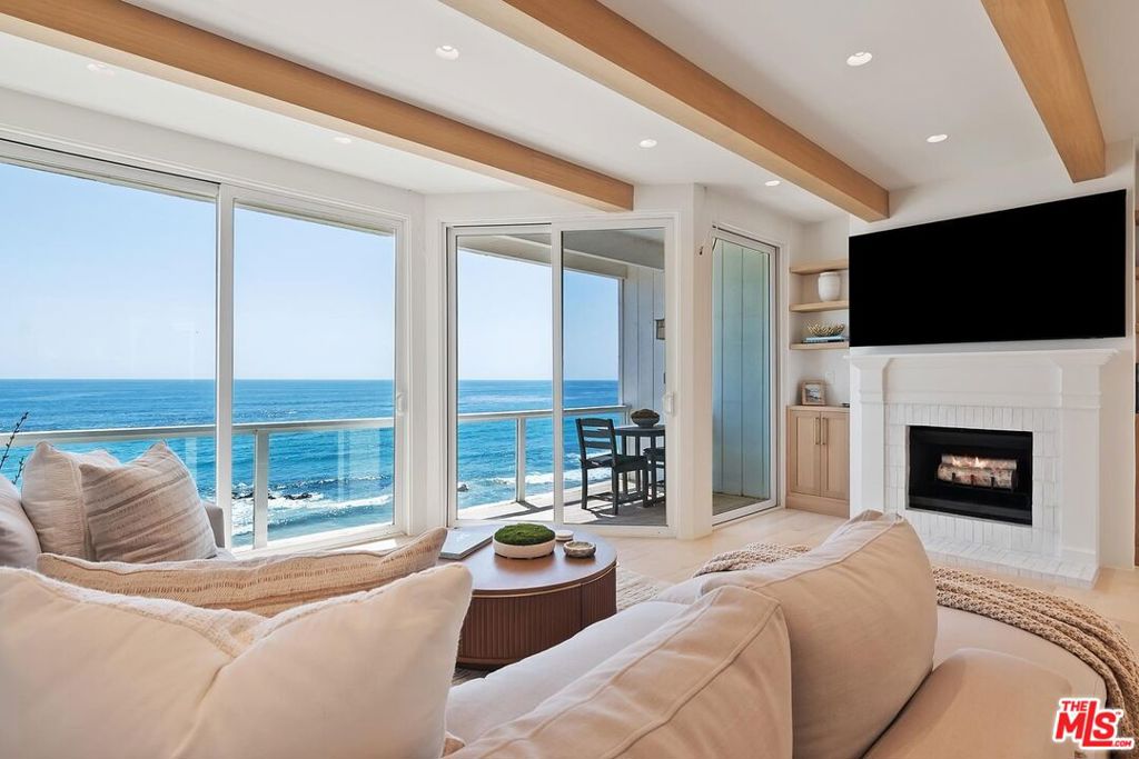 11874 Beach Club Way Property Photo 7