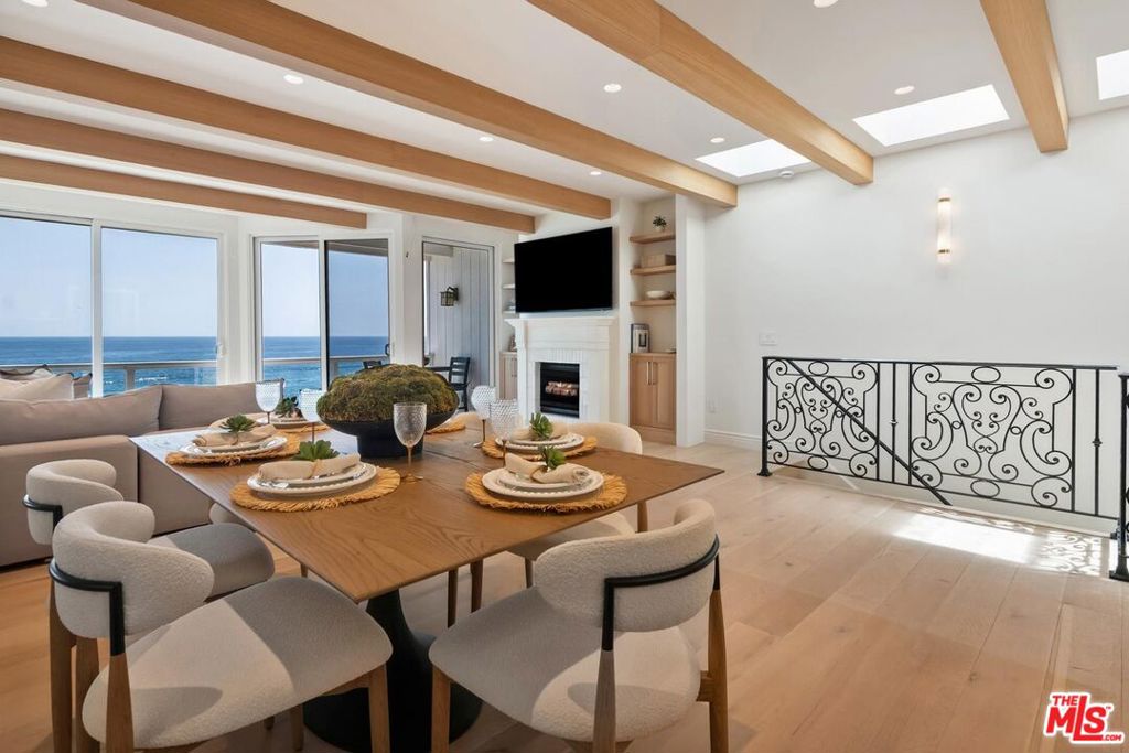 11874 Beach Club Way Property Photo 8