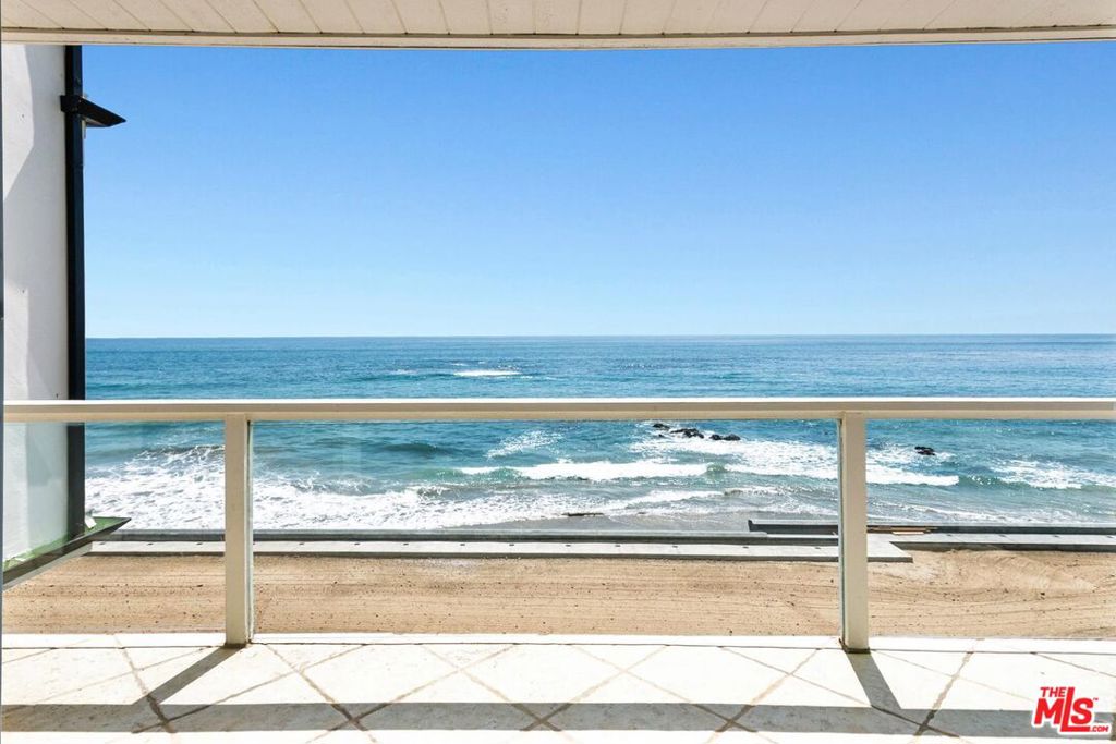 11874 Beach Club Way Property Photo 17