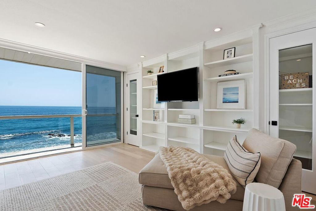 11874 Beach Club Way Property Photo 19