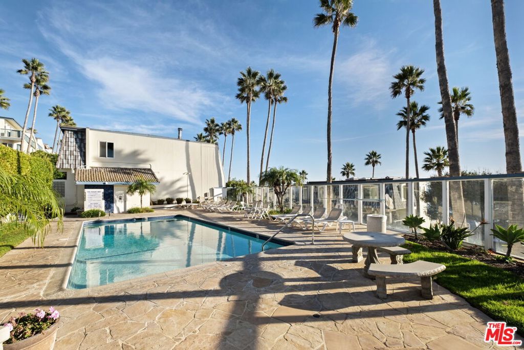 11874 Beach Club Way Property Photo 37