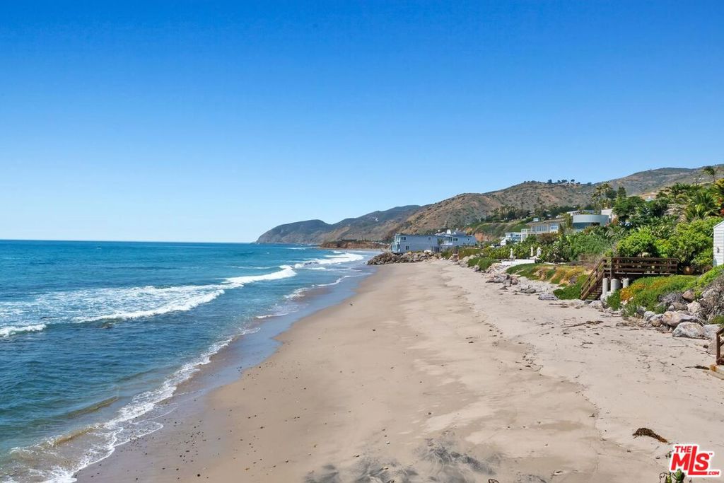 11874 Beach Club Way Property Photo 48