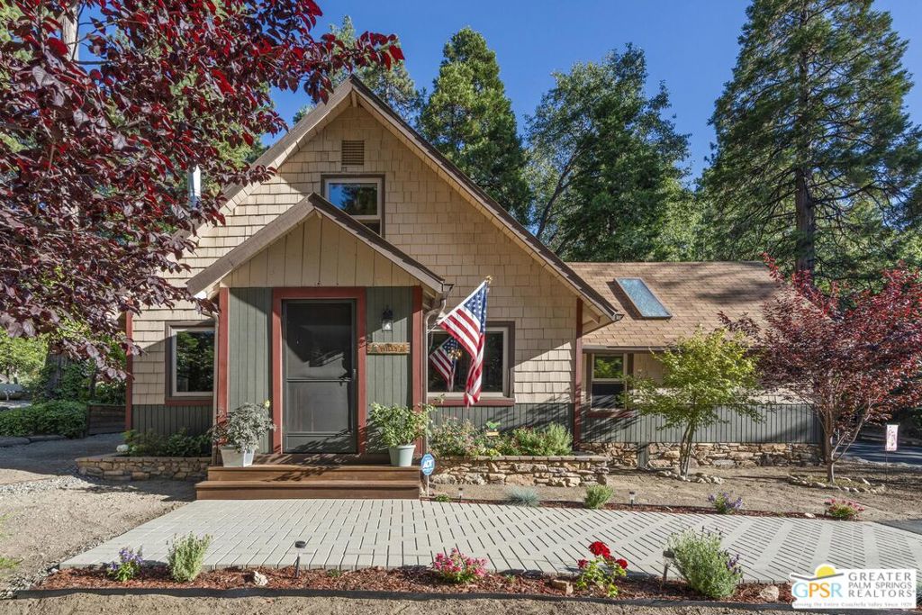 52731 Sylvan Way Property Photo 1