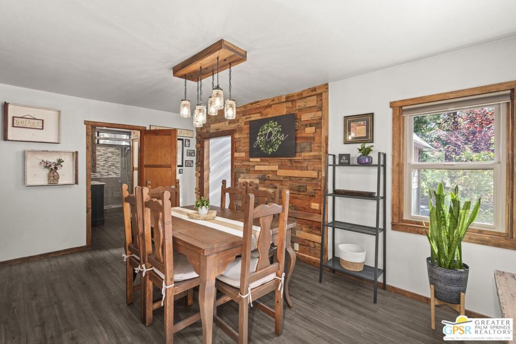 52731 Sylvan Way Property Photo 10