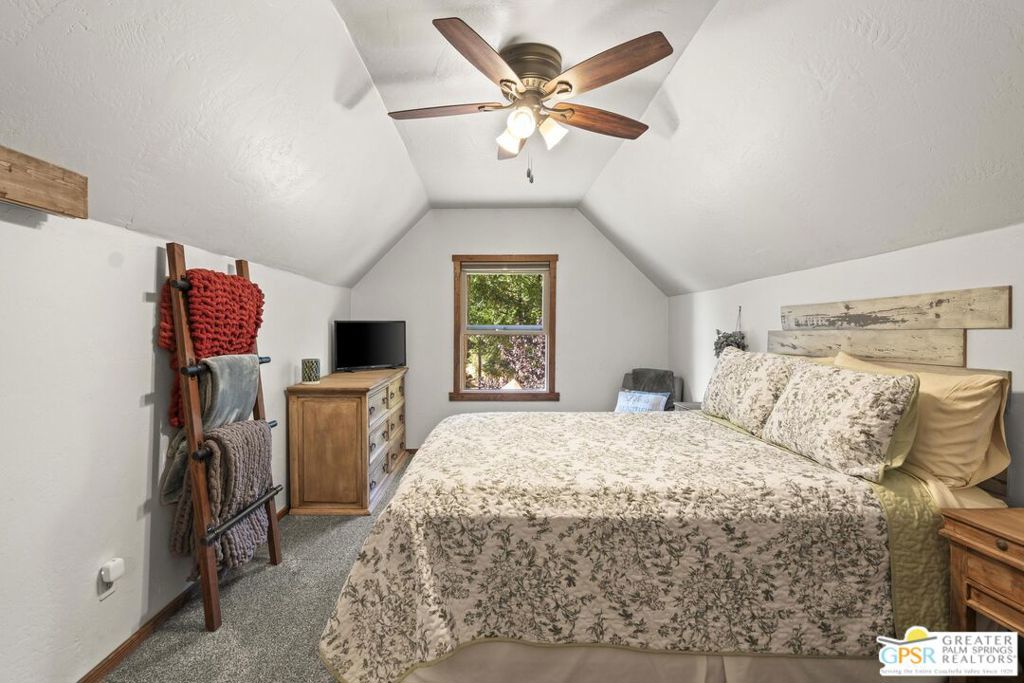 52731 Sylvan Way Property Photo 20