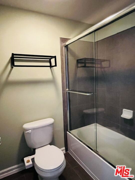 7320 Hawthorn Avenue 308 Property Photo 6