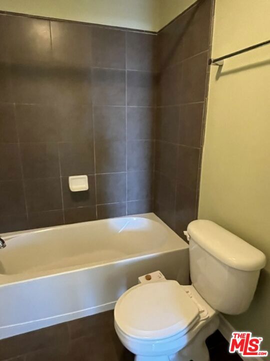 7320 Hawthorn Avenue 308 Property Photo 14