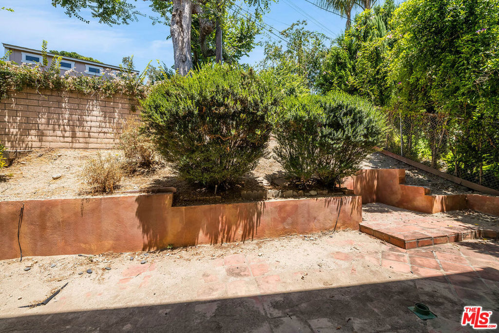 10645 Chiquita Street Property Photo 32