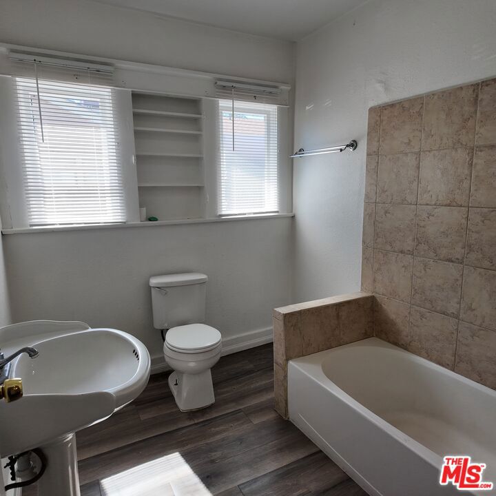 2416 Chester Lane Property Photo 13