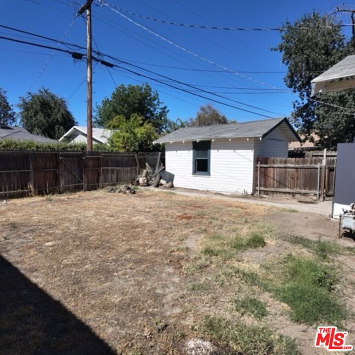 2416 Chester Lane Property Photo 16