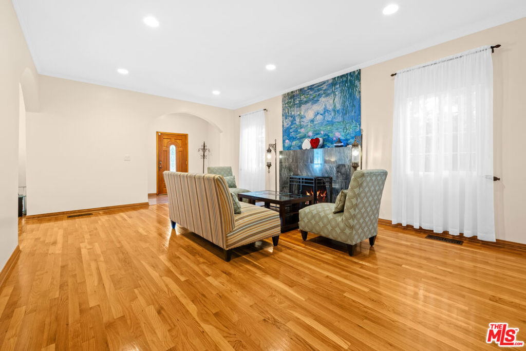7601 Hollywood Boulevard Property Photo 27