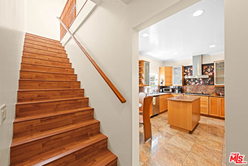 7601 Hollywood Boulevard Property Photo 38