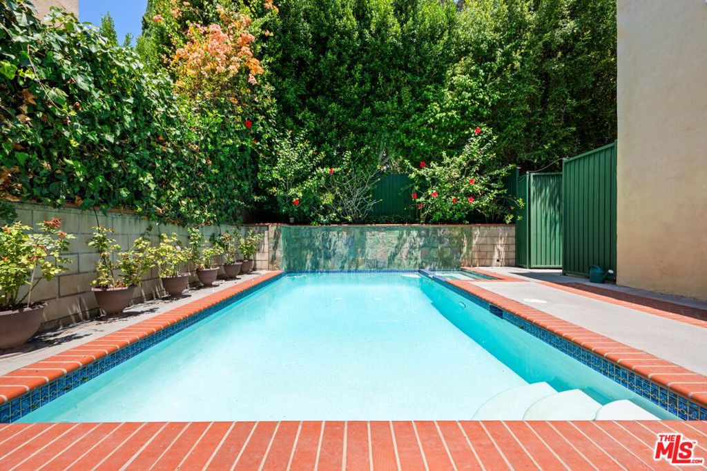 7601 Hollywood Boulevard Property Photo 40