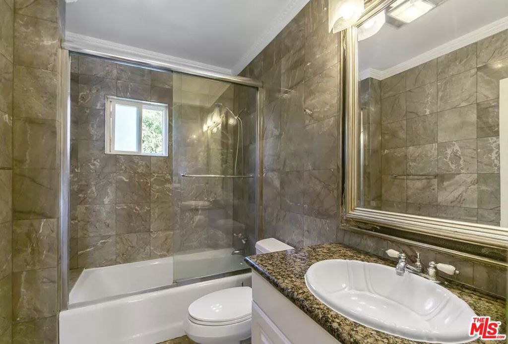7601 Hollywood Boulevard Property Photo 48