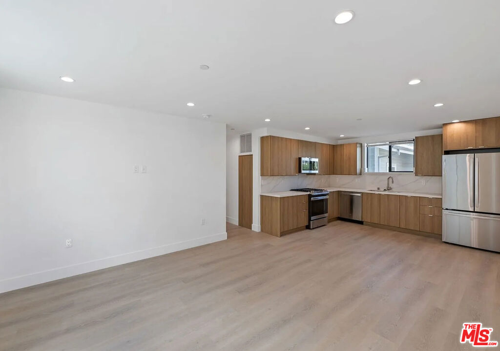 4810 Mascot Street Property Photo 12