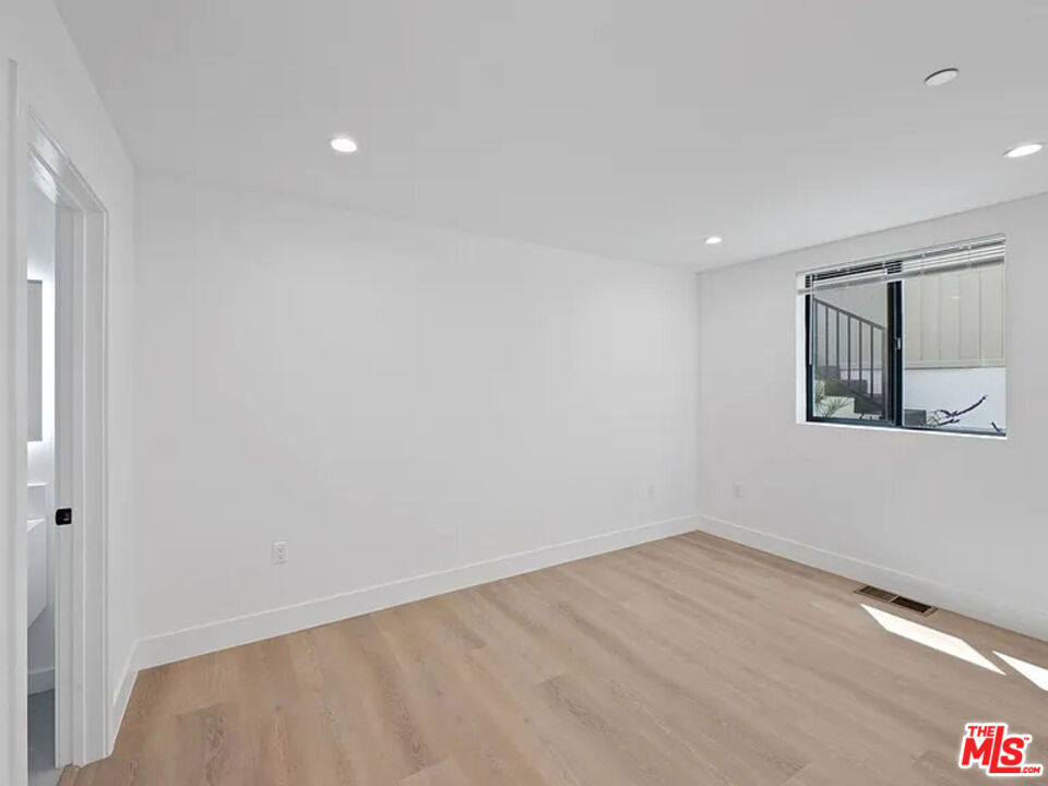 4810 Mascot Street Property Photo 29