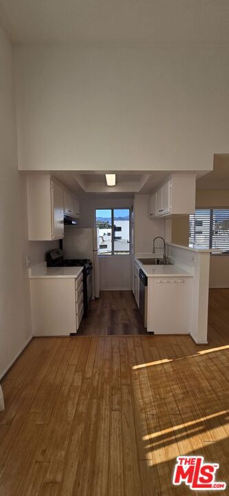 2305 Glendale Boulevard Property Photo 5