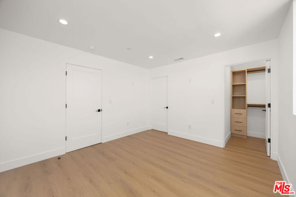 6241 Banner Avenue 3/4 Property Photo 3