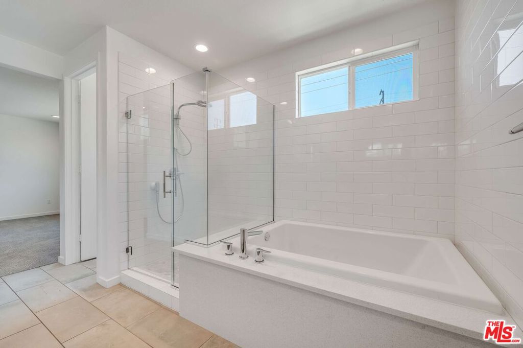 4320 Eagle Rock Boulevard 1 Property Photo 12