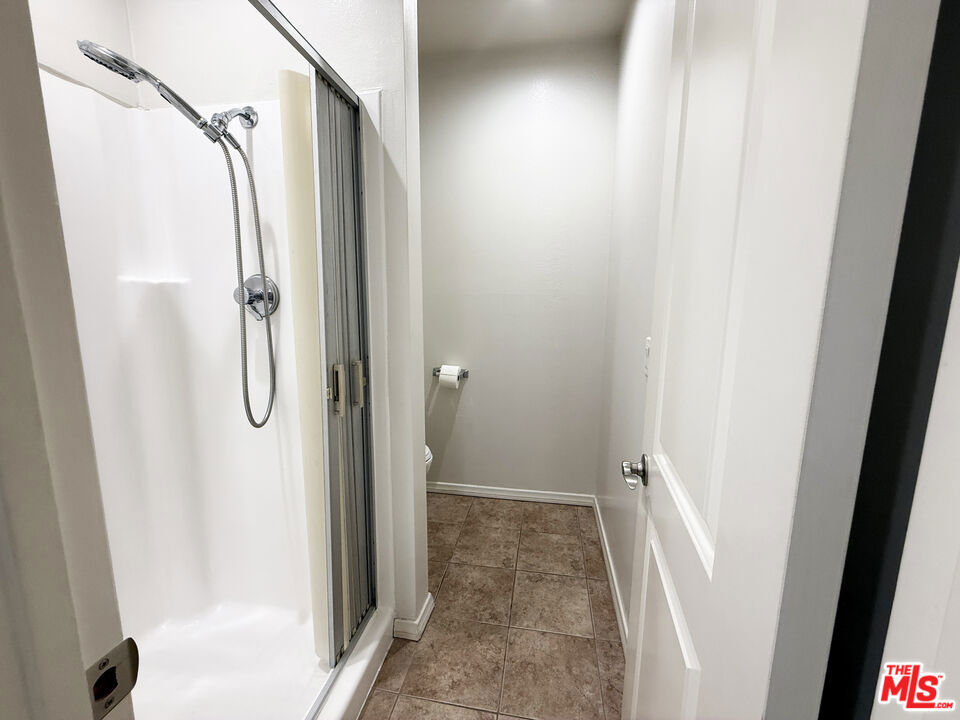5460 White Oak Avenue D205 Property Photo 6