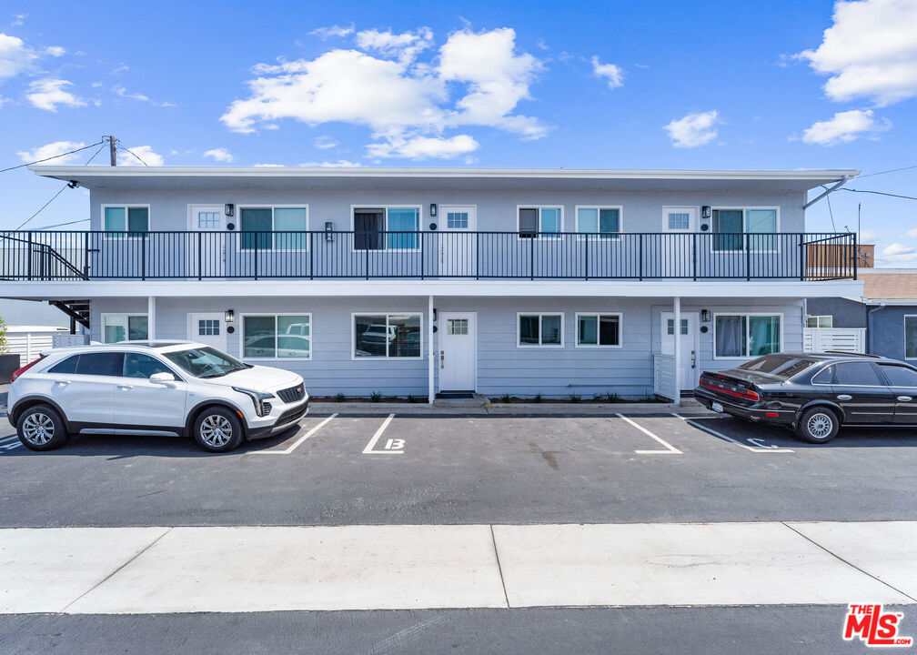 2029 Harbor Boulevard Property Photo 10