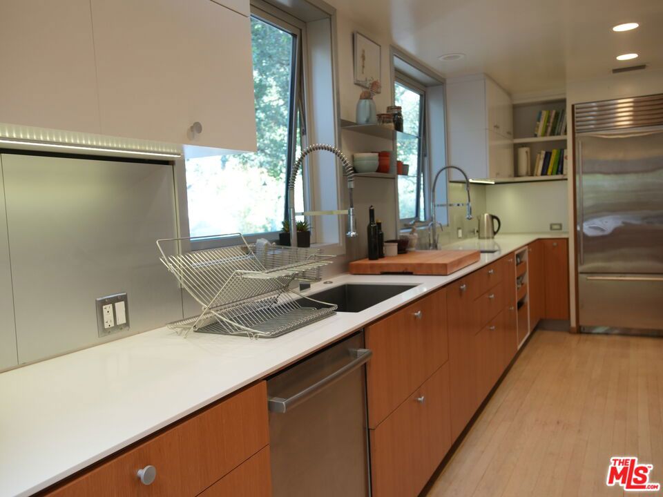 10416 Corfu Ln Property Photo 10