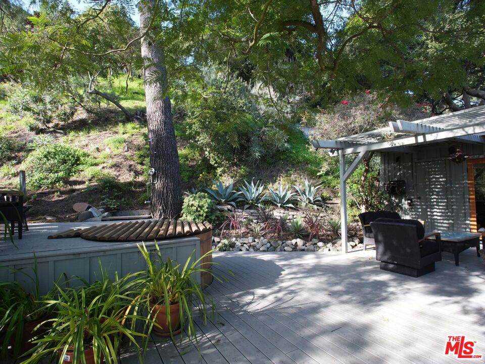 10416 Corfu Ln Property Photo 28