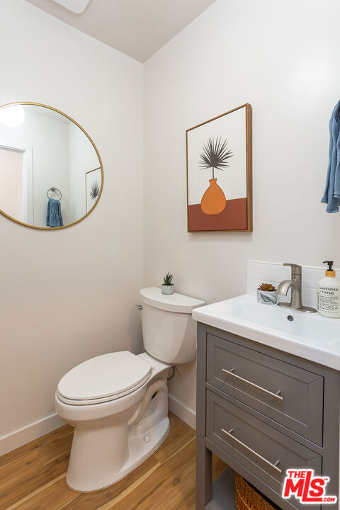 1617 S Beverly Glen Boulevard 102 Property Photo 11
