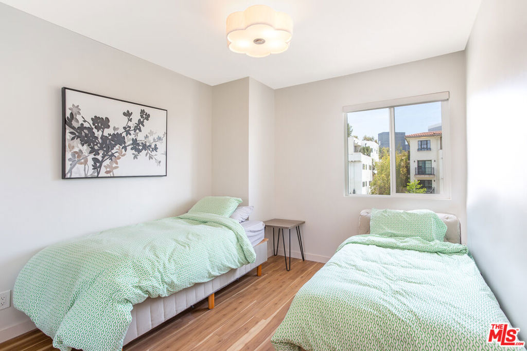 1617 S Beverly Glen Boulevard 102 Property Photo 13
