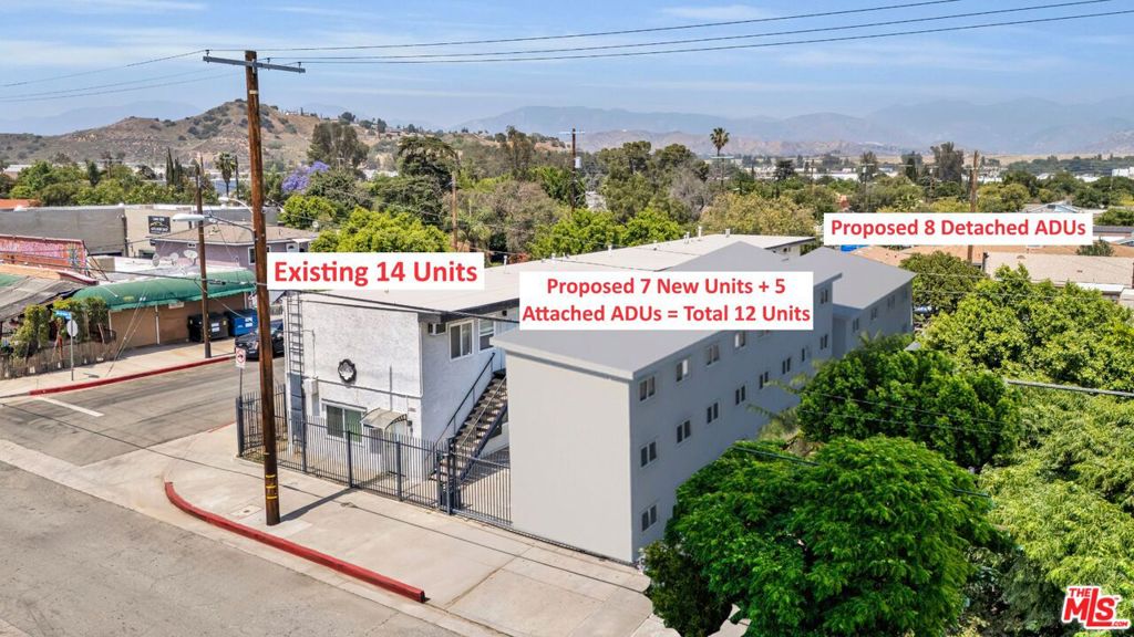 12602 Correnti Street Property Photo 2