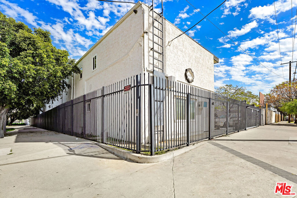 12602 Correnti Street Property Photo 13