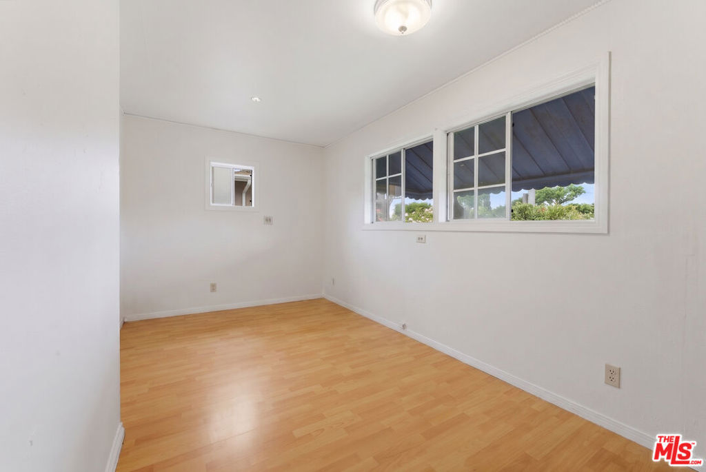 23319 Dolores Street Property Photo 32